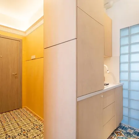 Bijou - 1 Bedroom Lägenhet